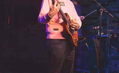 Cheekface